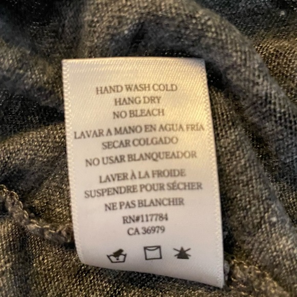 Rails Sami Long Sleeve V Neck Animal Print Top in Charcoal Linen Blend Size L - Picture 9 of 9